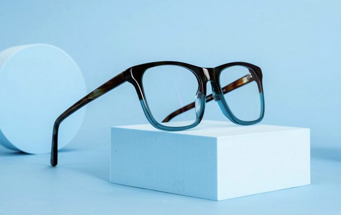 Article Image for Founder Vision and Adapting to Market Shifts