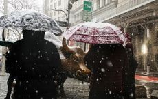 Article Image for Stock Market Listings: Traditional vs. SPAC Routes